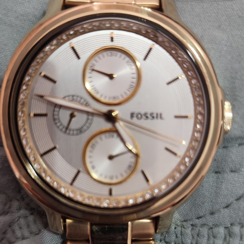 FOSSIL Gold-Tone Watch with White Dial - Picture 2 of 8